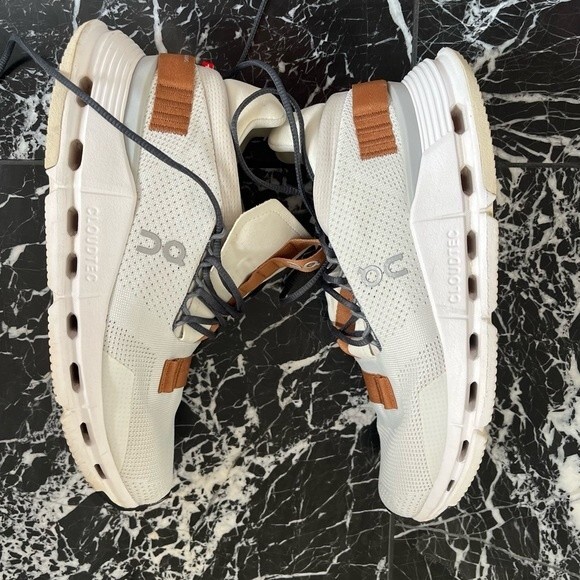 ON Running Couldnova Sneakers in White Pearl  7 - Picture 15 of 16